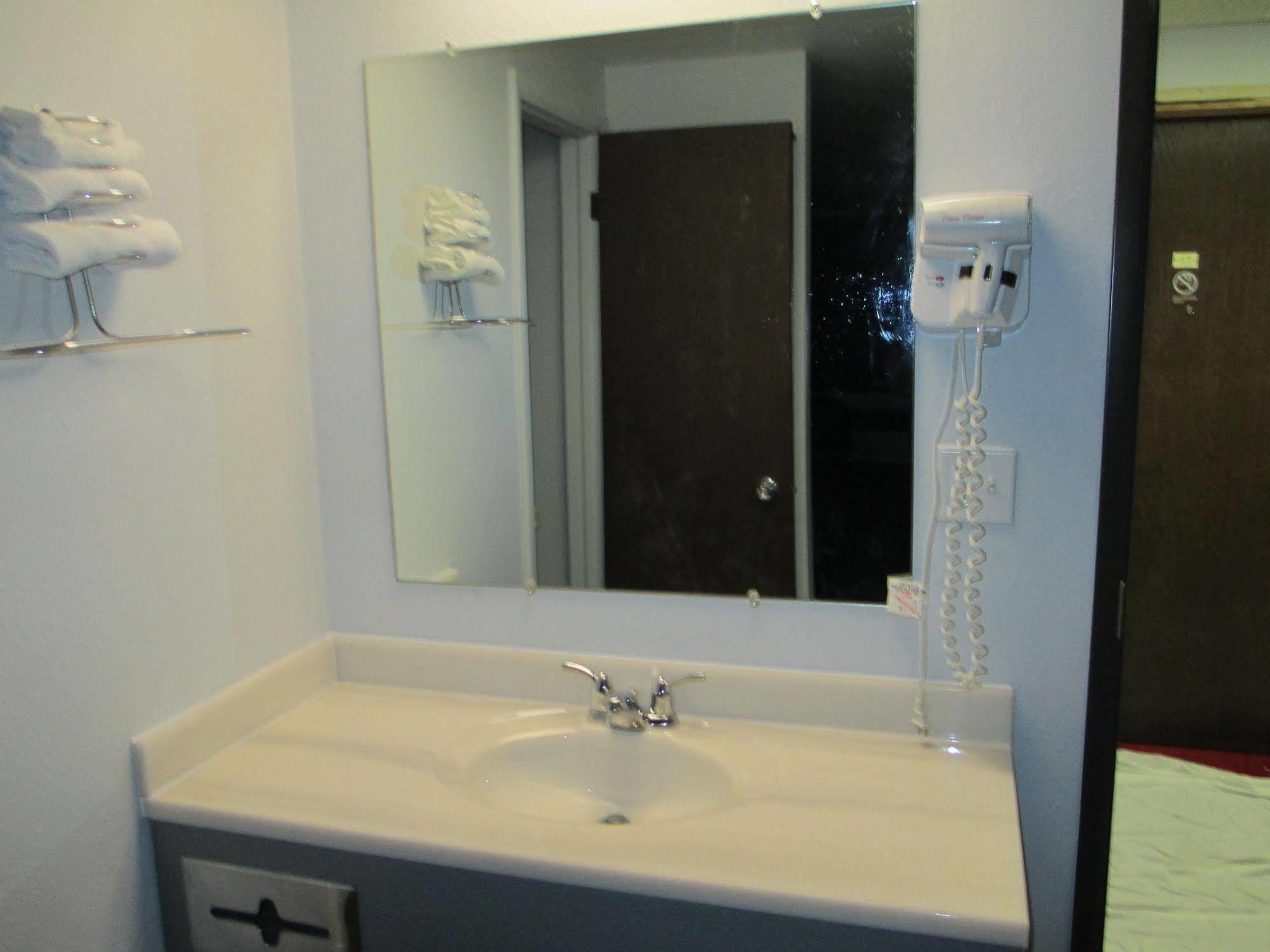 Americas Best Value Inn Billings Exteriör bild